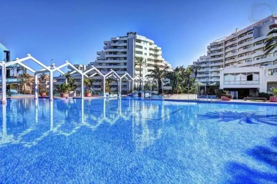 Swimming pool of Study for sale in Benalmádena  with Air Conditioner, Heating and Private garden