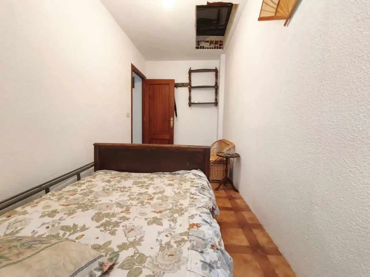 Bedroom of Houses for sale in Pedrosa de Río Úrbel  with Heating and Parquet flooring