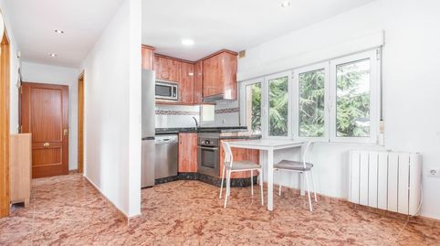 Foto 4 de Piso en venta en Calle Maestros Nacionales, 6, Milán - Pumarín, Oviedo