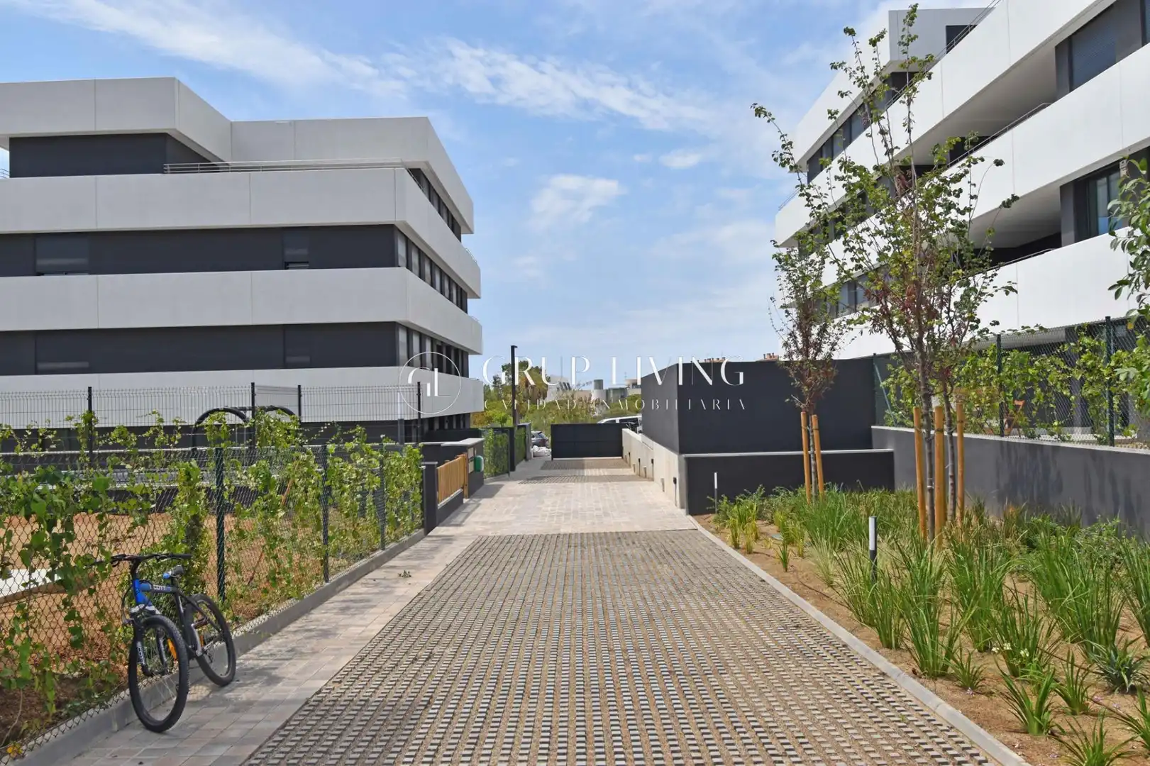Außenansicht von Wohnung zur Miete in Sitges mit Heizung, Privatgarten und Parkett