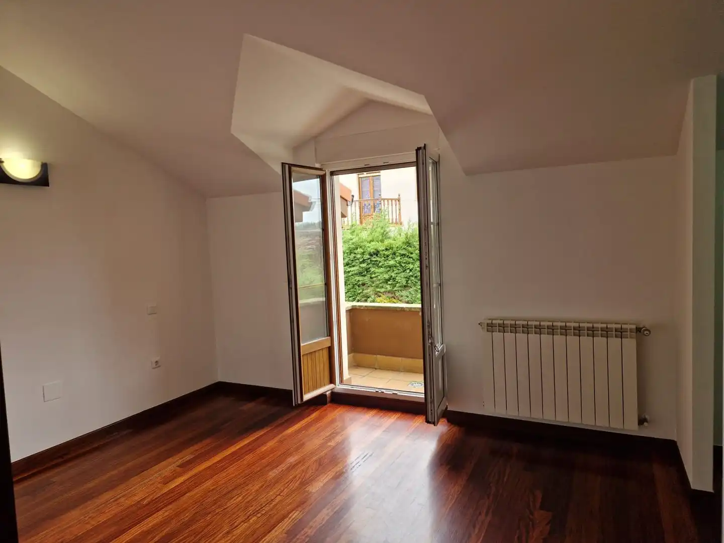 Habitación de Casa o chalet en venta en Reocín con Calefacción, Jardín privado y Terraza