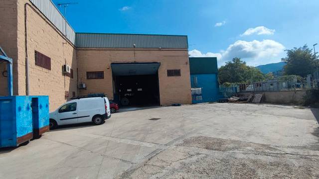 Nave industrial en Alquiler en Sant Fost de Campsentelles