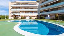 Piscina de Pis en venda en La Pobla de Montornès   amb Aire condicionat, Terrassa i Piscina