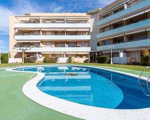 Swimming pool of Flat for sale in La Pobla de Montornès    with Air Conditioner, Terrace and Swimming Pool