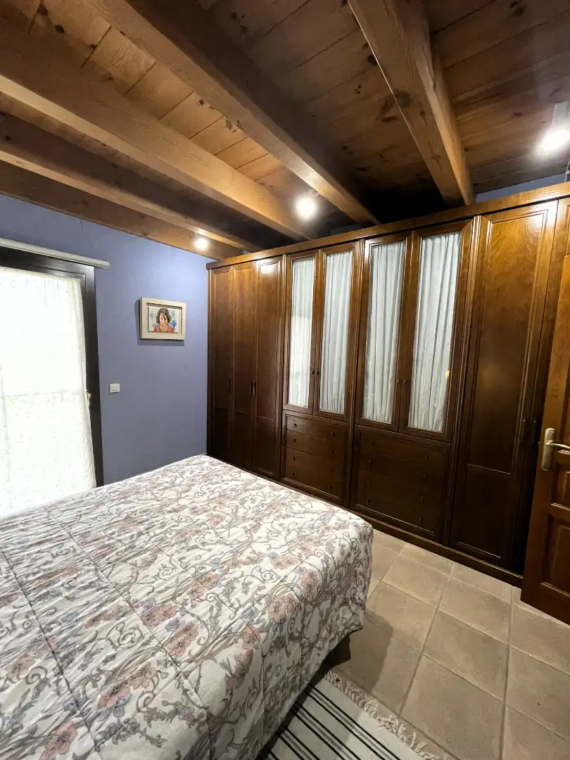 Dormitori de Finca rústica en venda en Mieres (Girona) amb Calefacció, Parquet i Terrassa