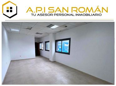 Local comercial de lloguer a Calle Peña del Arcipreste