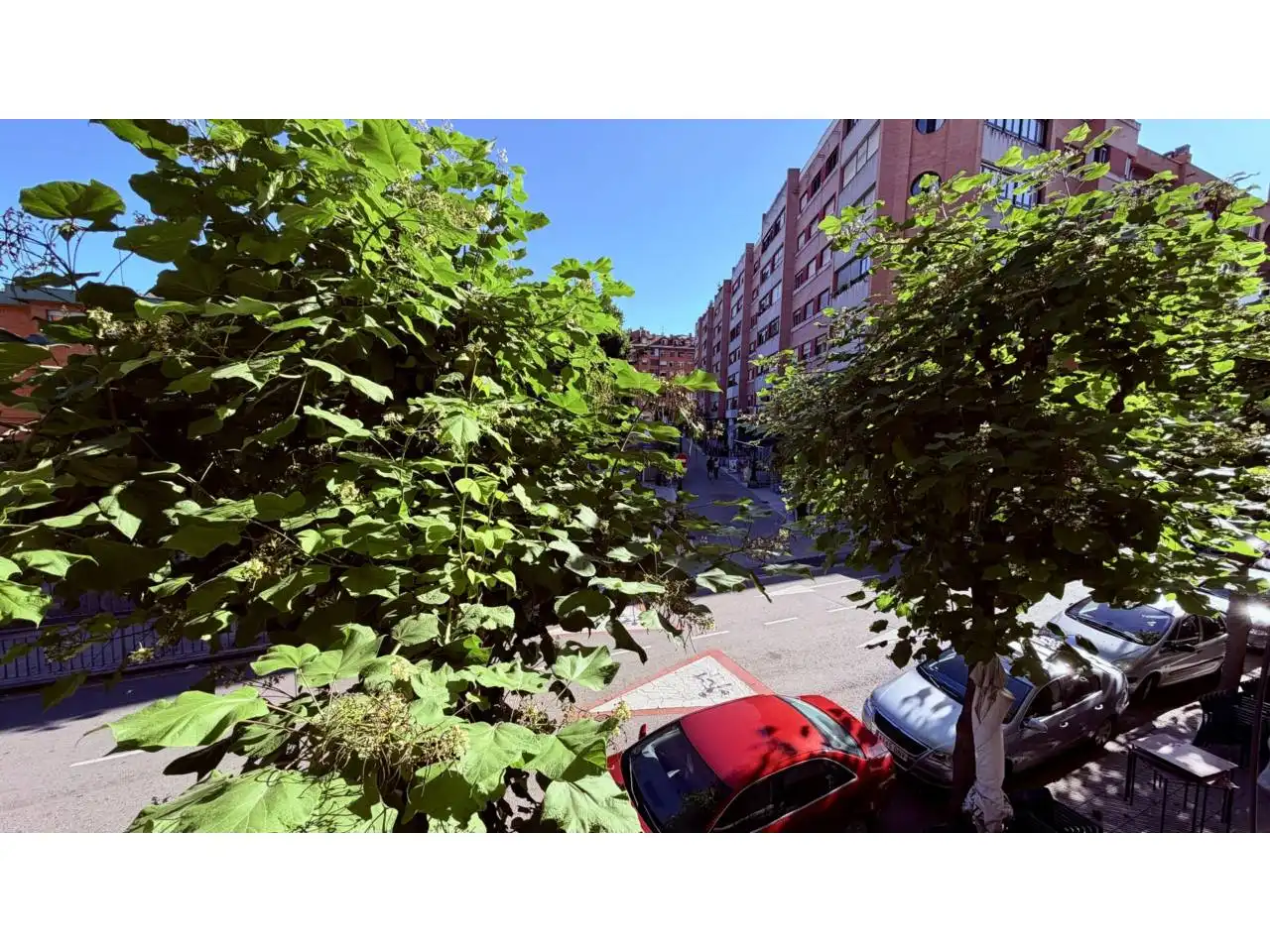 Vista exterior de Pis en venda en Oviedo  amb Terrassa