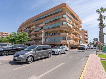Apartament amb ascensor en venda a Carrer Argentina 51