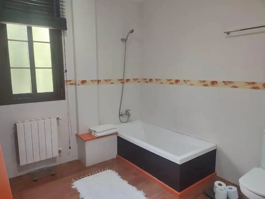 Bany de Casa o xalet en venda en Totana amb Calefacció, Jardí privat i Terrassa