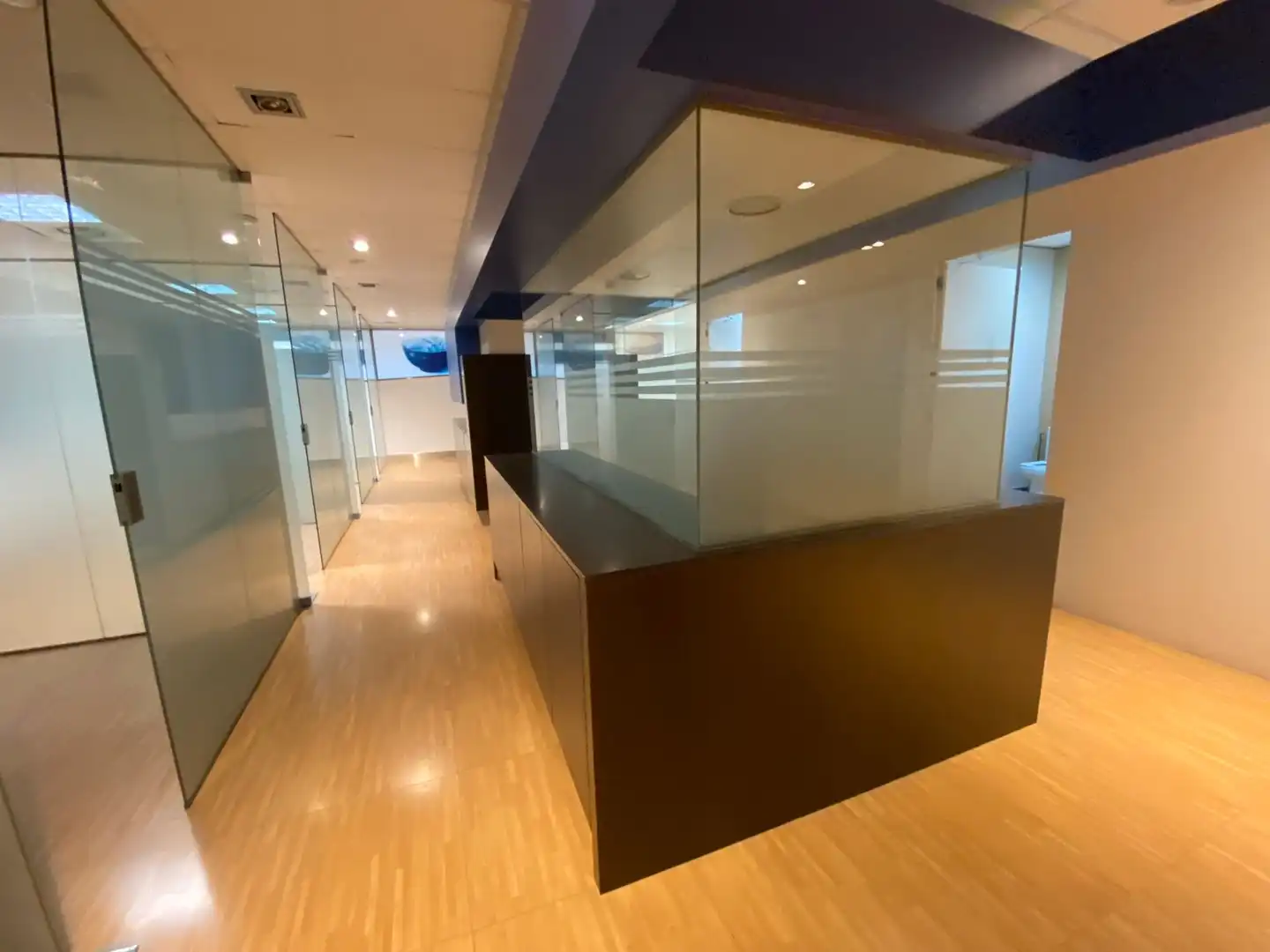 Local comercial en venta en Carrer de Josep Puig i Cadafalch, imagen 38