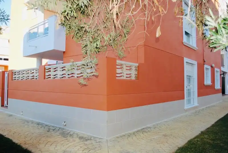 Außenansicht von Erdgeschoss zum Verkauf in Dénia mit Klimaanlage, Heizung und Terrasse