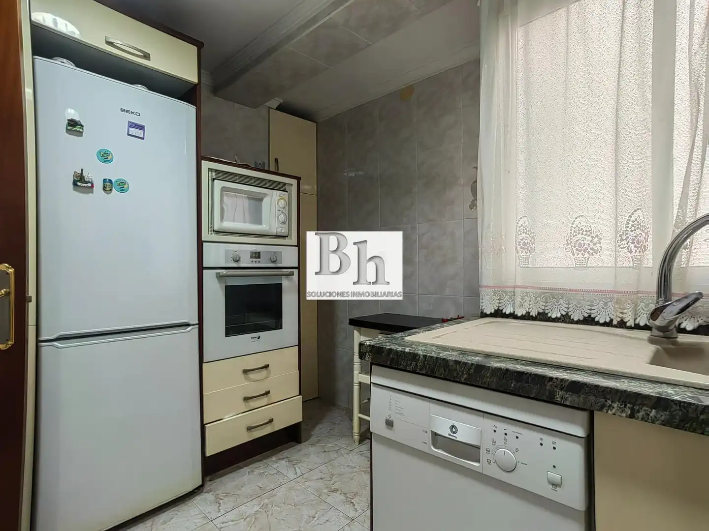 Cocina de Piso en venta en Málaga con Aire acondicionado