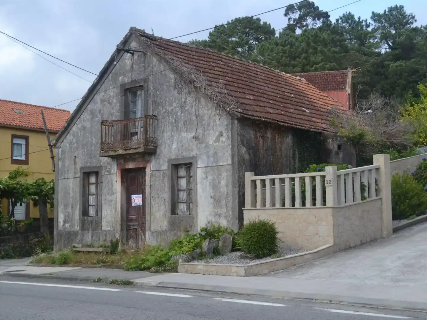 Vista exterior de Pis en venda en Rianxo amb Jardí privat i Balcó