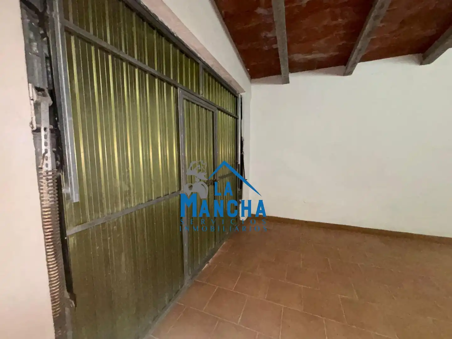 Casa o chalet en venta en Hoya-Gonzalo con Calefacción, Jardín privado y Amueblado
