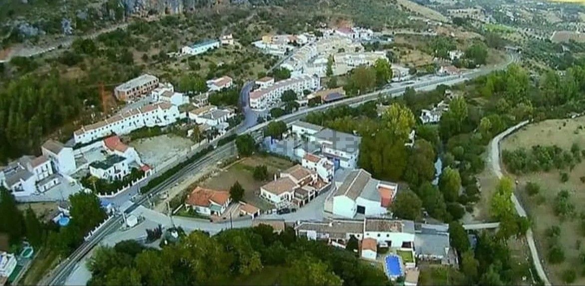 Vista exterior de Casa adosada en venta en Benaoján con Aire acondicionado y Piscina comunitaria