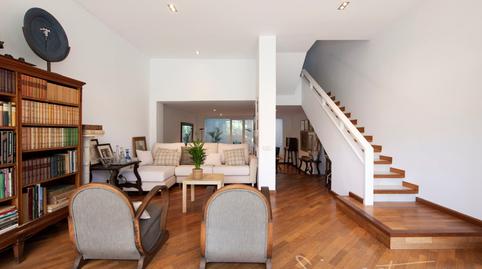 Foto 4 de Casa adosada en venda a Calle Pere Serra, 70, Parc Central, Barcelona