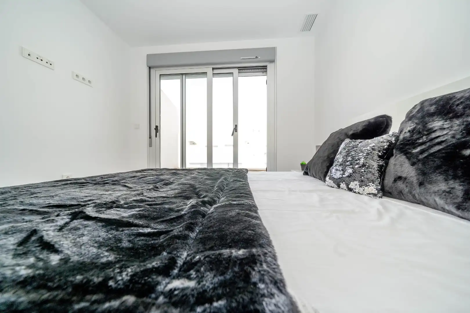 Dormitori de Casa adosada de lloguer en San Javier amb Aire condicionat, Terrassa i Traster