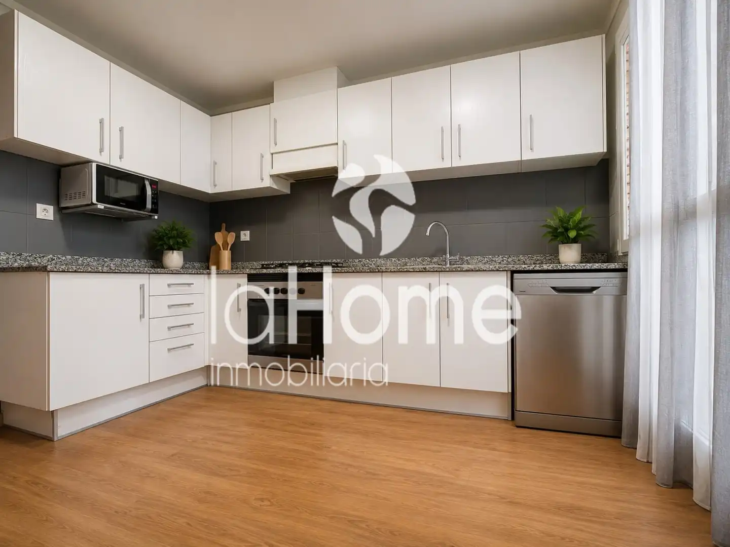 Cocina de Piso en venta en L'Eliana con Aire acondicionado, Parquet y Horno