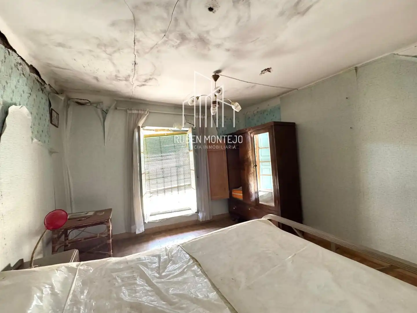 Dormitori de Casa o xalet en venda en Calzada de Valdunciel amb Terrassa