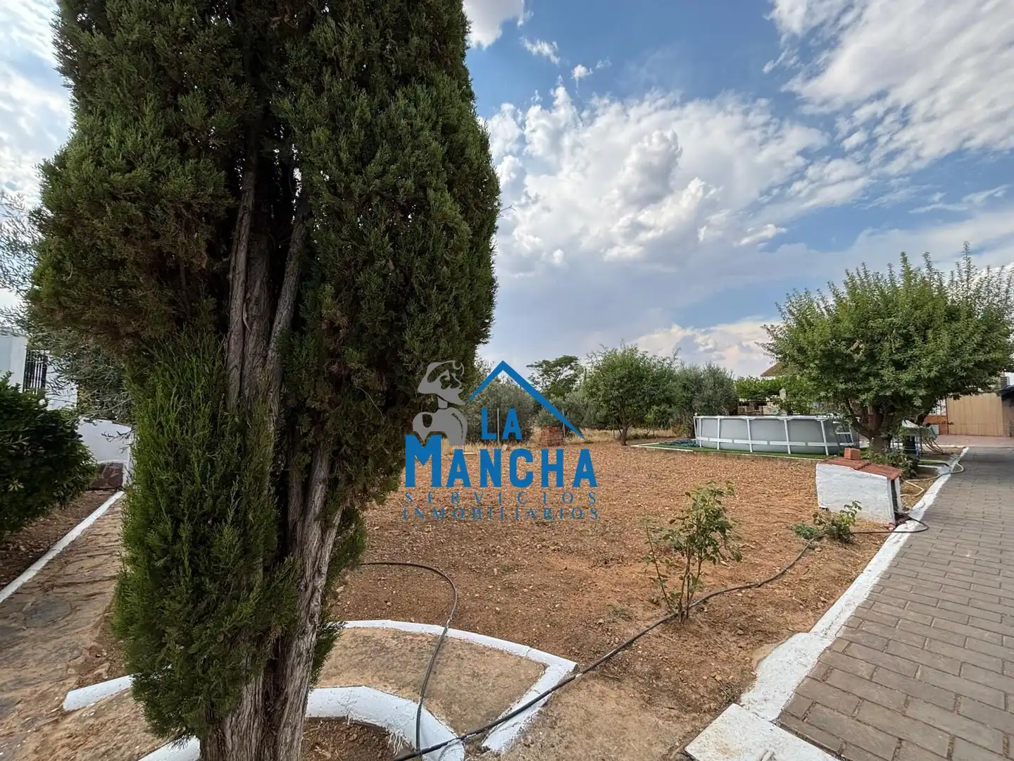 Casa o xalet en venda en Albacete amb Aire condicionat, Jardí privat i Traster
