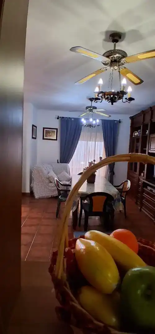 Menjador de Casa adosada en venda en El Real de la Jara amb Aire condicionat, Jardí privat i Traster