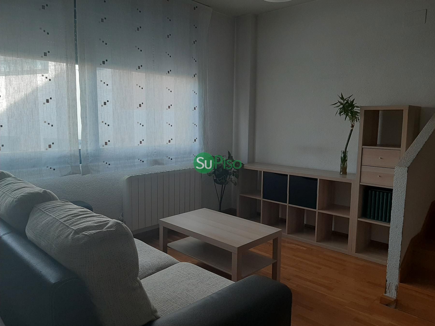 Sala d'estar de Dúplex en venda en Esquivias amb Aire condicionat i Calefacció