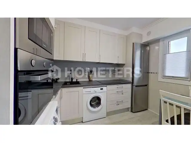 Cocina de Piso en venta en Irun  con Calefacción, Amueblado y Horno