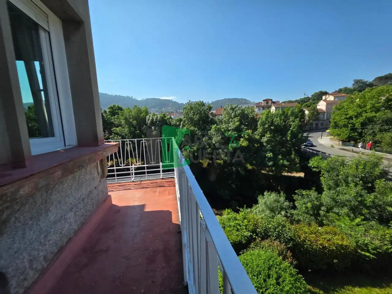 Terrassa de Casa o xalet de lloguer en Ourense Capital  amb Calefacció i Moblat