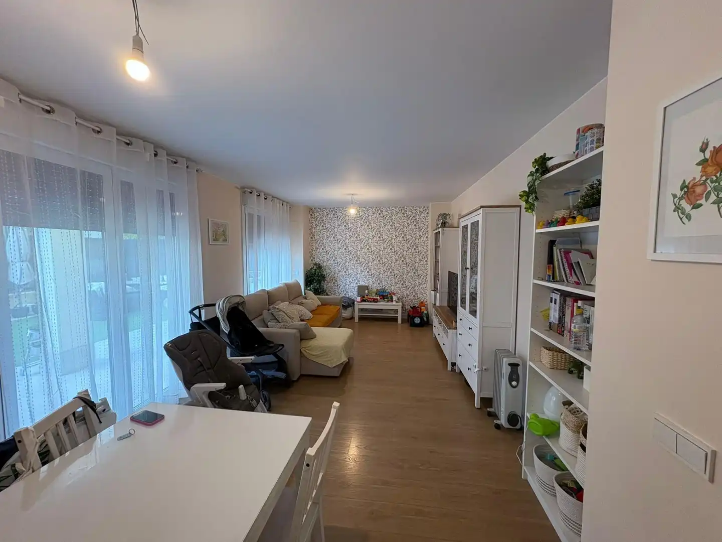 Sala d'estar de Pis en venda en Valladolid amb Jardí privat, Terrassa i Traster
