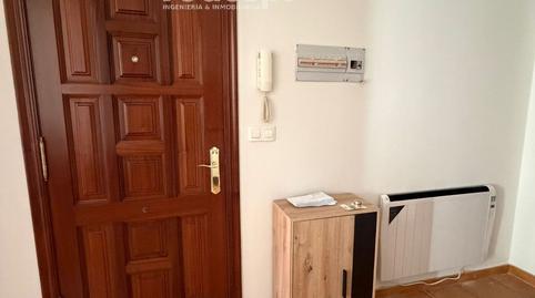 Foto 2 de Piso de alquiler en A Cañiza  , Pontevedra