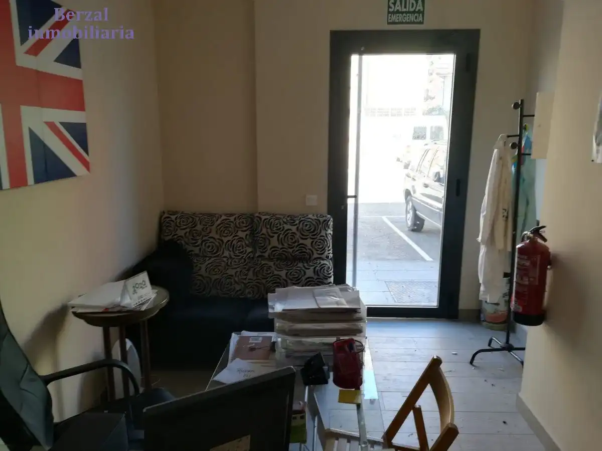 Office for rent in Oyón-Oion  with Heating and Furnished