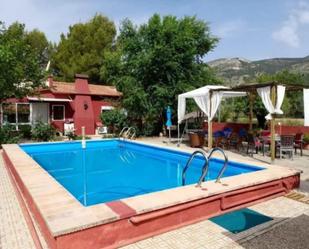 Schwimmbecken von Country house zum verkauf in Onil