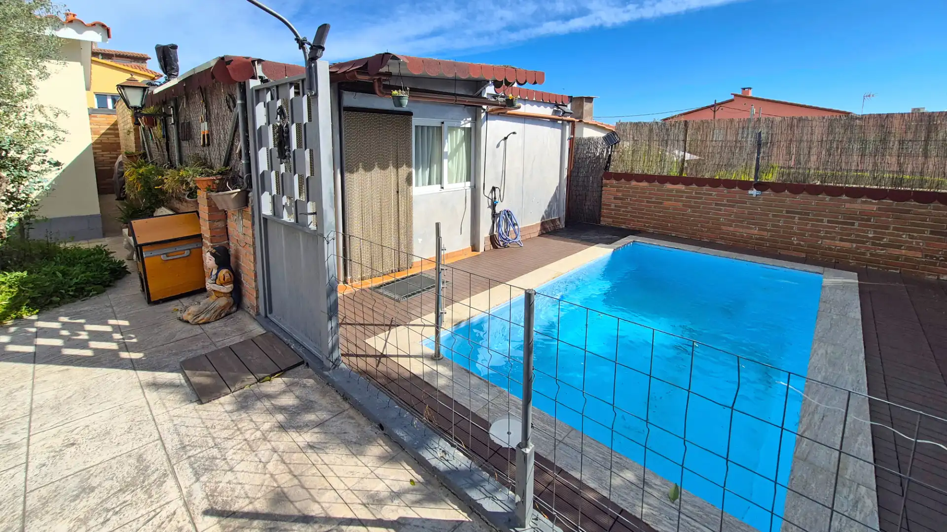 Piscina de Casa o chalet en venta en Rubí con Aire acondicionado, Calefacción y Jardín privado