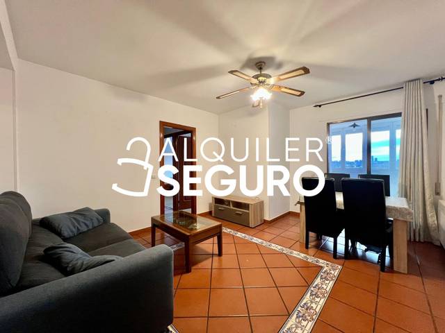 Piso en Alquiler en del Marqués de la Valdavia en Centro