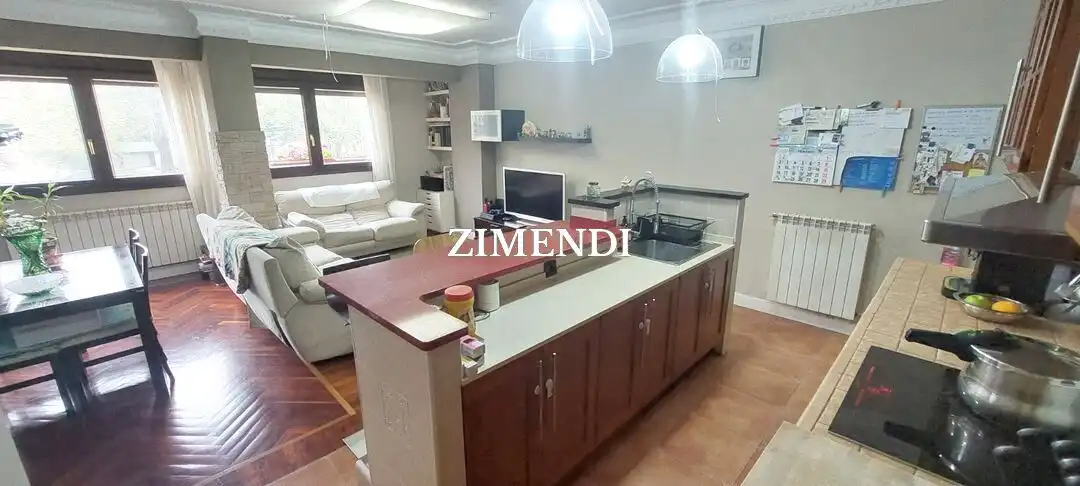 Kitchen of Flat for sale in Durango  with Air Conditioner, Heating and Storage room