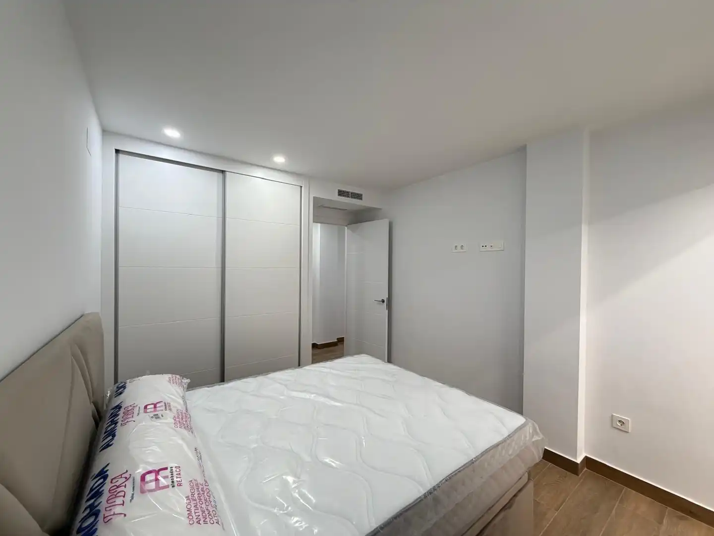 Apartament amb terrassa en venda a Calle LA LOMA, imagen 11
