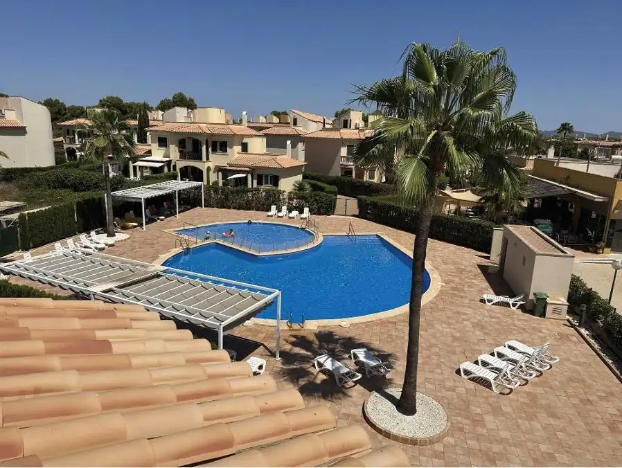 Piscina de Casa adosada en venta en Campos con Aire acondicionado, Calefacción y Jardín privado