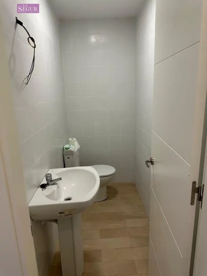 Badezimmer von Geschaftsraum zur Miete in Conil de la Frontera