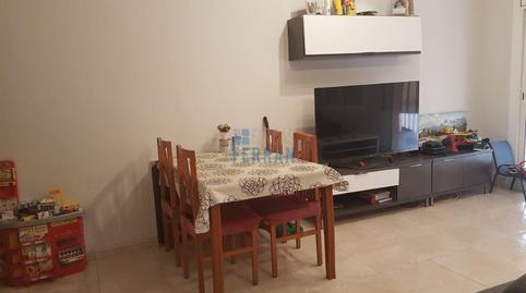 Foto 2 de Piso en venta en Angel Guimera, Santa Eulàlia, Barcelona