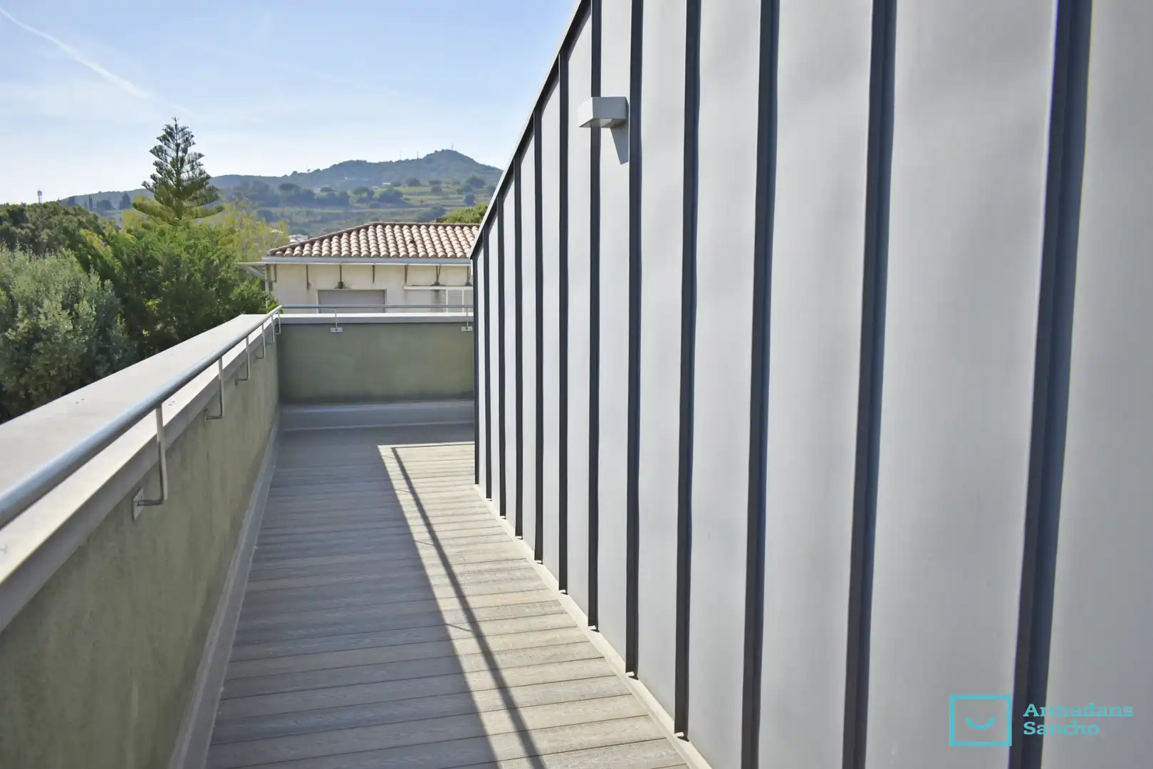 Terrace of Duplexes for rent in Tiana  with Air Conditioner, Parquet flooring and Terrace