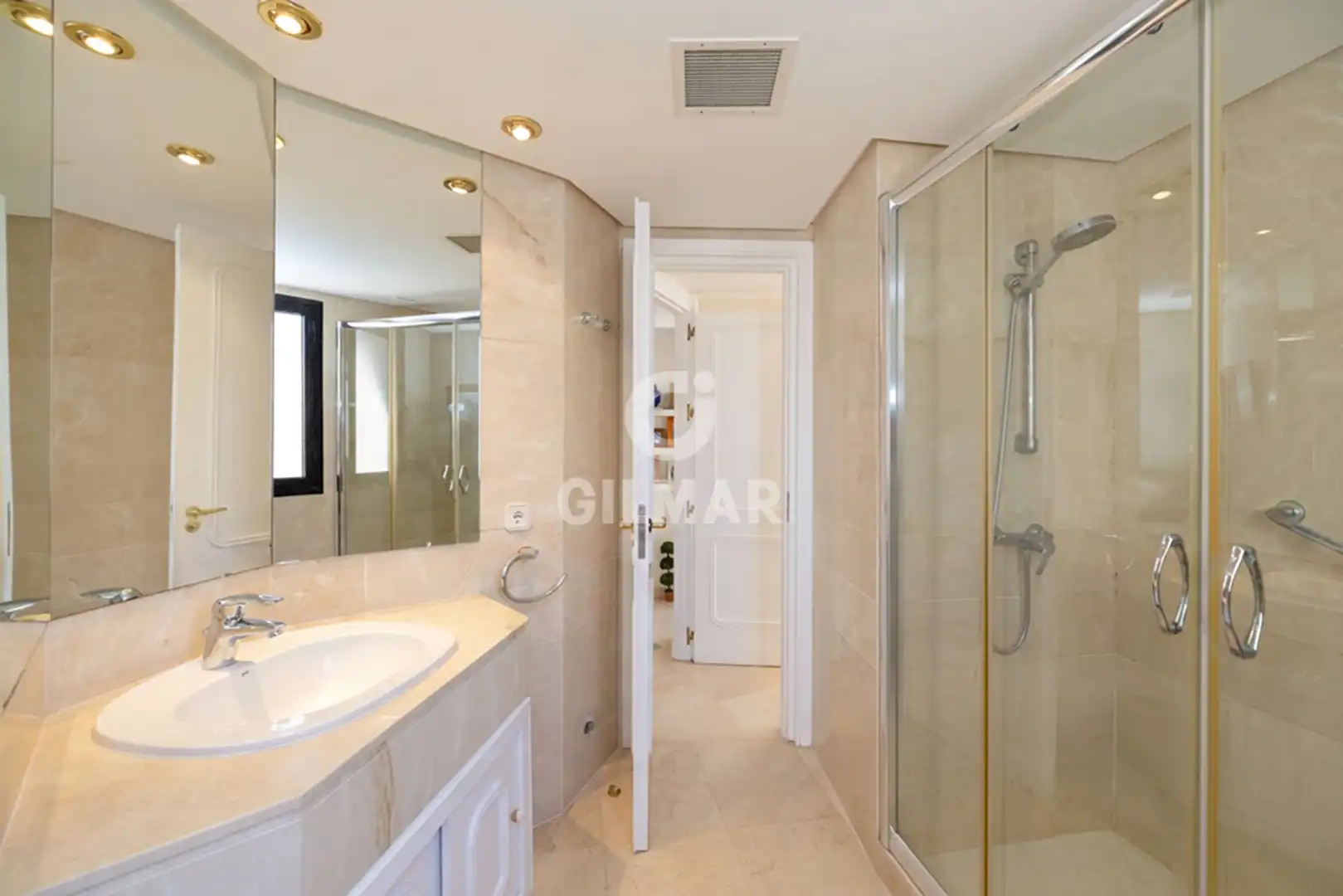 Bathroom of Duplexes for sale in Marbella  with Heating, Storage room and Swimming Pool