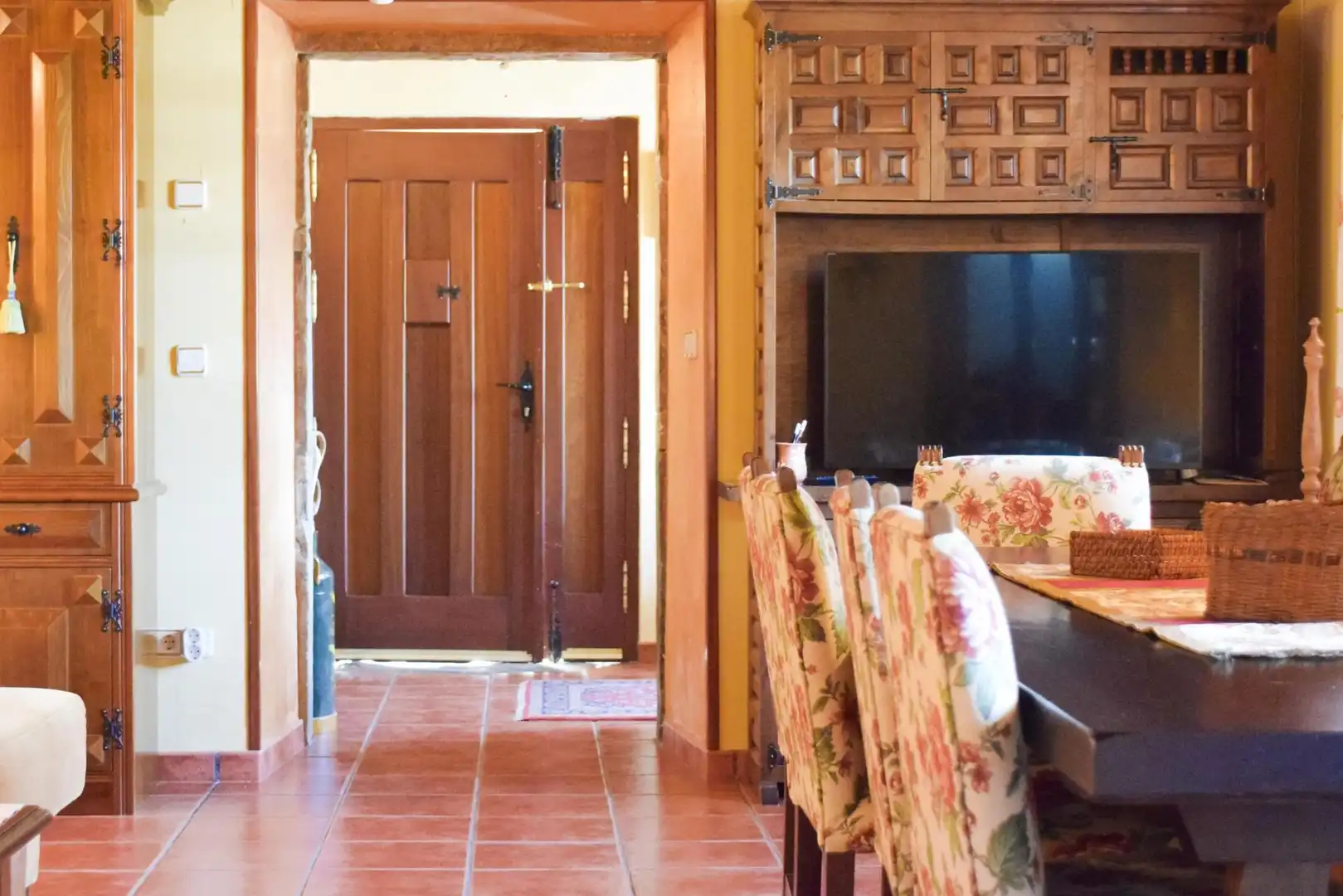 Finca rústica en venda en Riello amb Calefacció