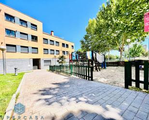 Vista exterior de Apartament en venda en  Toledo Capital amb Aire condicionat i Piscina