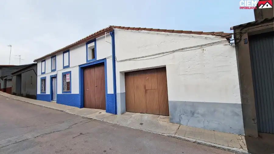 Casa en venda a Miajadas, imagen 2