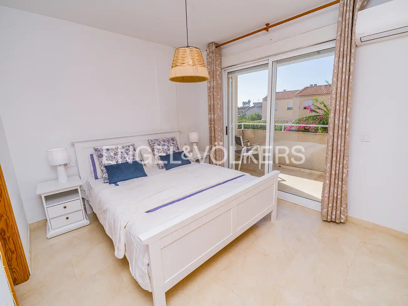 Terraced house with balcony for sale in Carrer dels Alguers 4, imagen 17