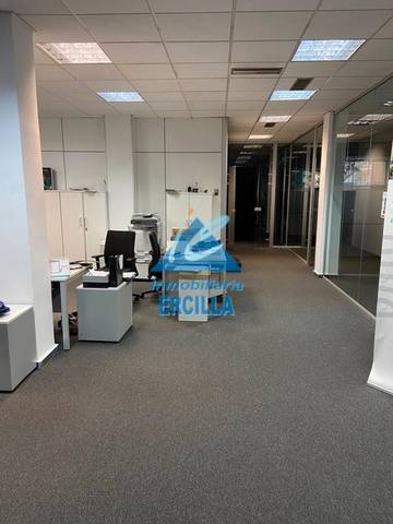 Oficina en Alquiler en Eraso Jeneralaren Kalea en San Pedro de Deusto - La Ribera