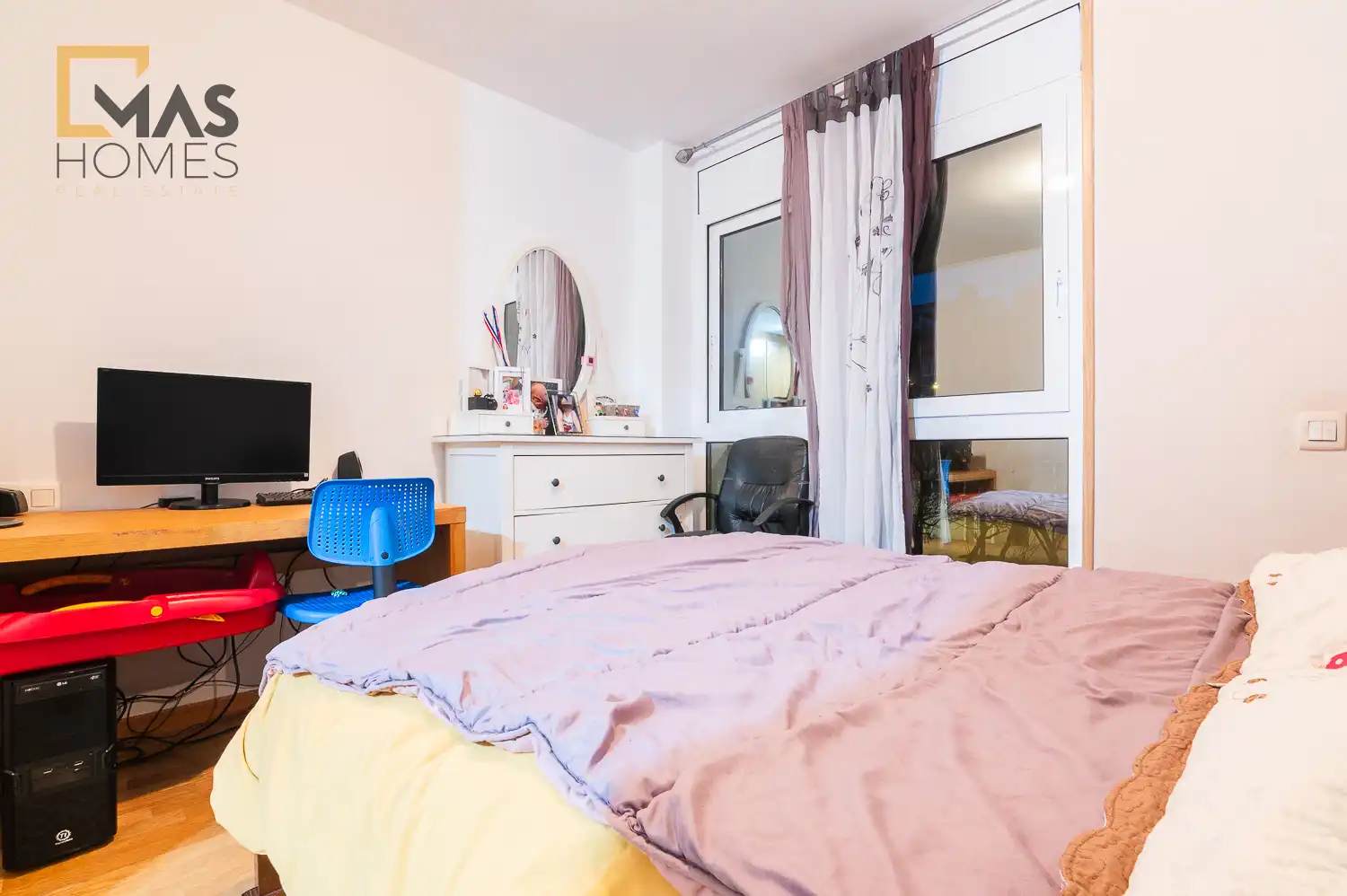 Schlafzimmer von Wohnung zum Verkauf in Terrassa mit Klimaanlage, Heizung und Terrasse