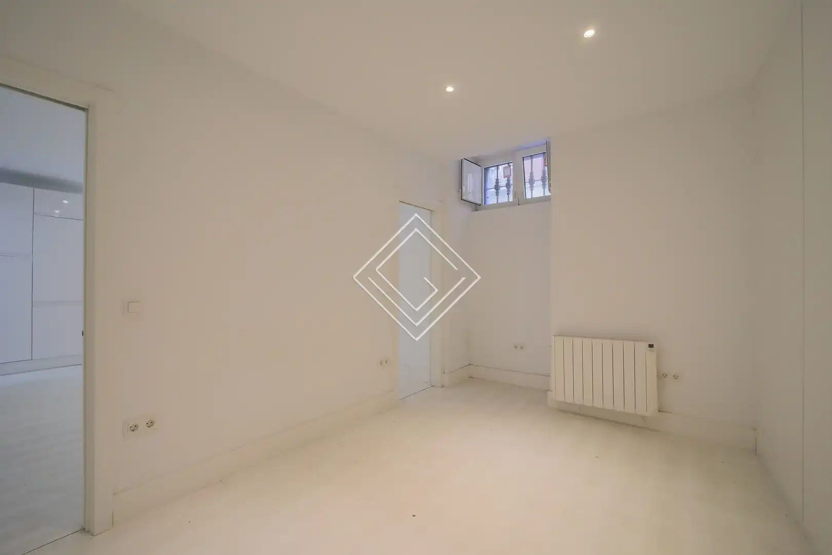 Oficina en venta en Madrid con Aire acondicionado y Calefacción