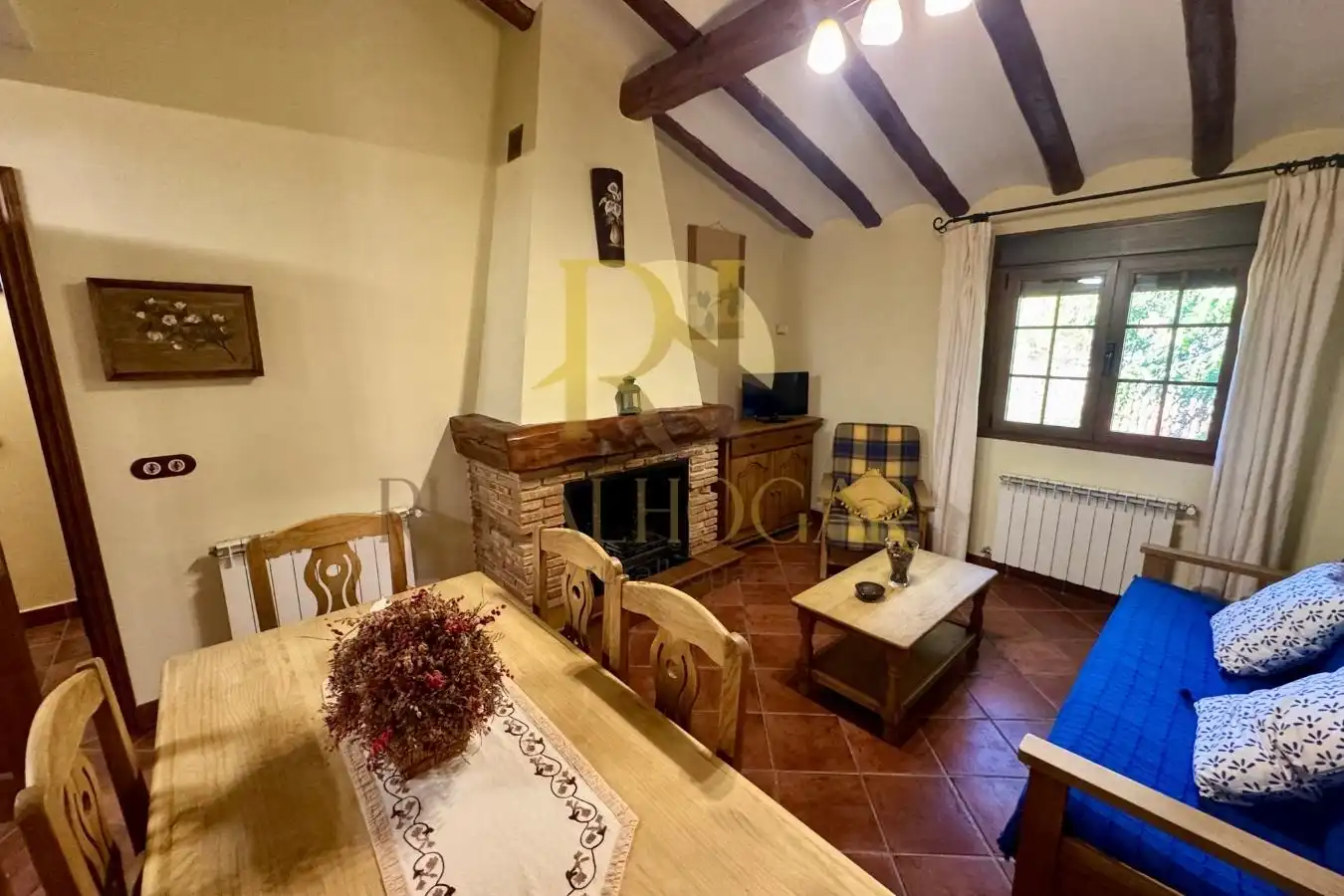 Sala de estar de Casa o chalet en venta en Peralejos de las Truchas con Calefacción, Jardín privado y Parquet