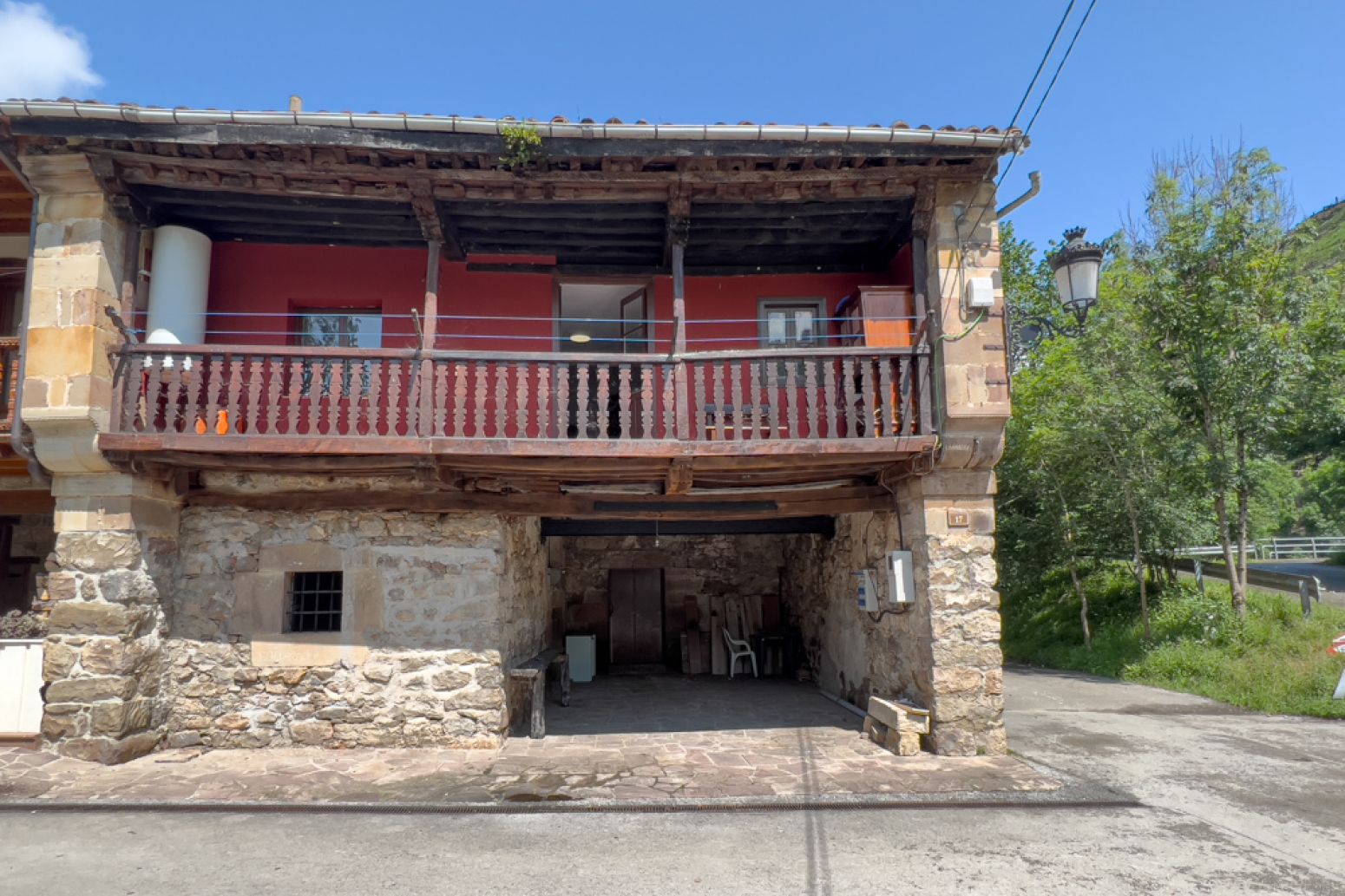 Exterior view of Single-family semi-detached for sale in Cabuérniga  with Storage room and Balcony